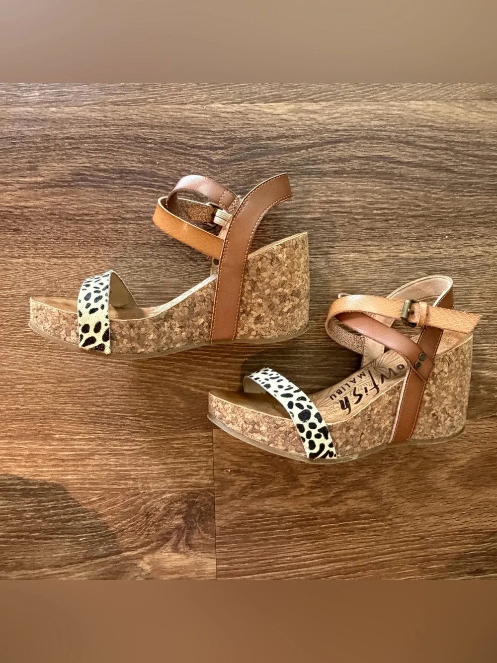 Bonefish- Tan Cork Wedge Sandals with Leopard-Print Strap Size 6.5